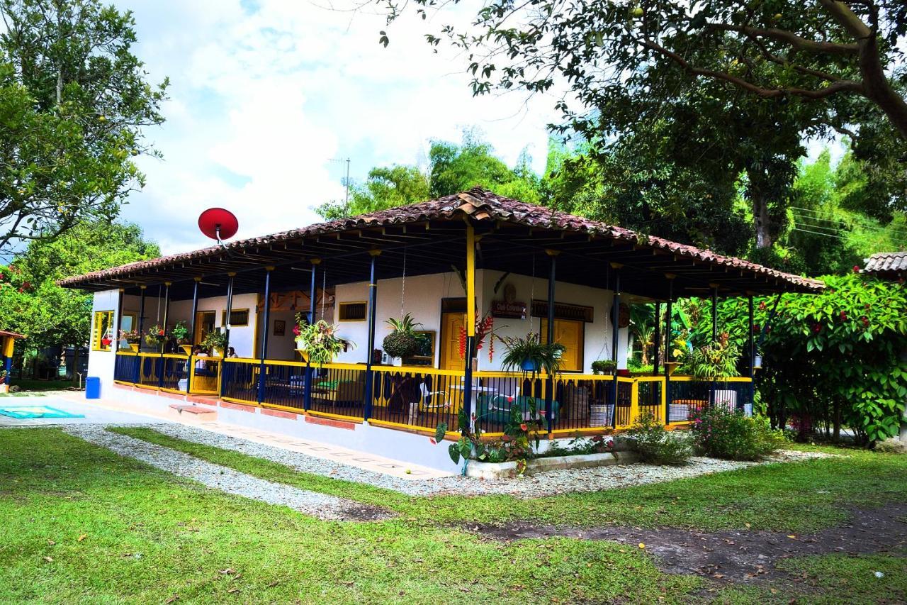Casa Finca Villa Luz A 800 Mts Del Parque Del Cafe มอนเตเนโกร ภายนอก รูปภาพ