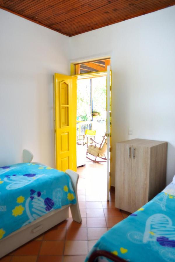 Casa Finca Villa Luz A 800 Mts Del Parque Del Cafe มอนเตเนโกร ภายนอก รูปภาพ